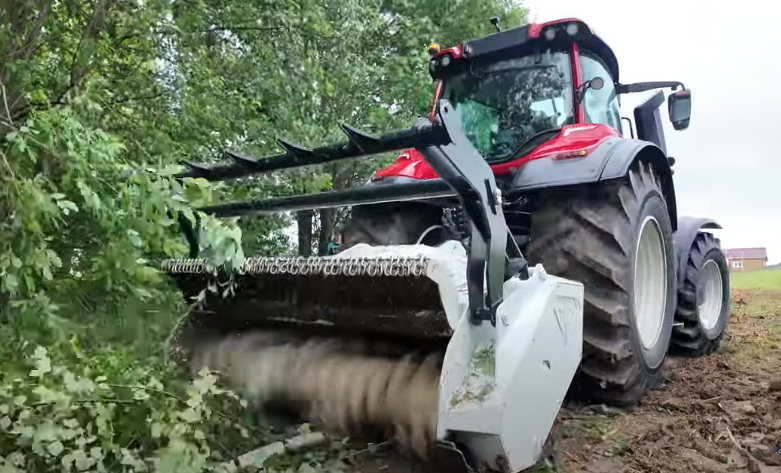 Трактор Valtra Q305